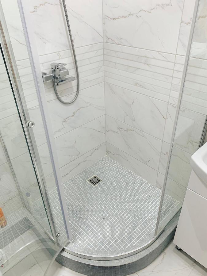 Apartment - Sobornyi Prospekt 97 Zaporizhia Ngoại thất bức ảnh
