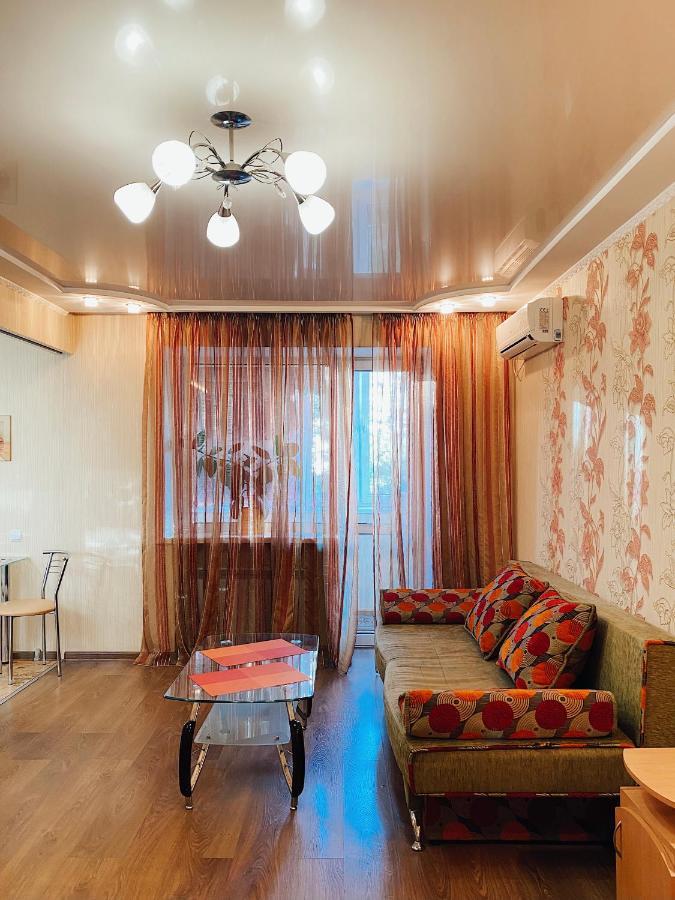Apartment - Sobornyi Prospekt 97 Zaporizhia Ngoại thất bức ảnh