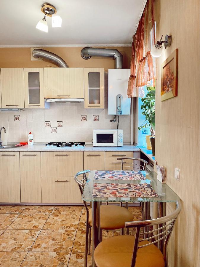 Apartment - Sobornyi Prospekt 97 Zaporizhia Ngoại thất bức ảnh