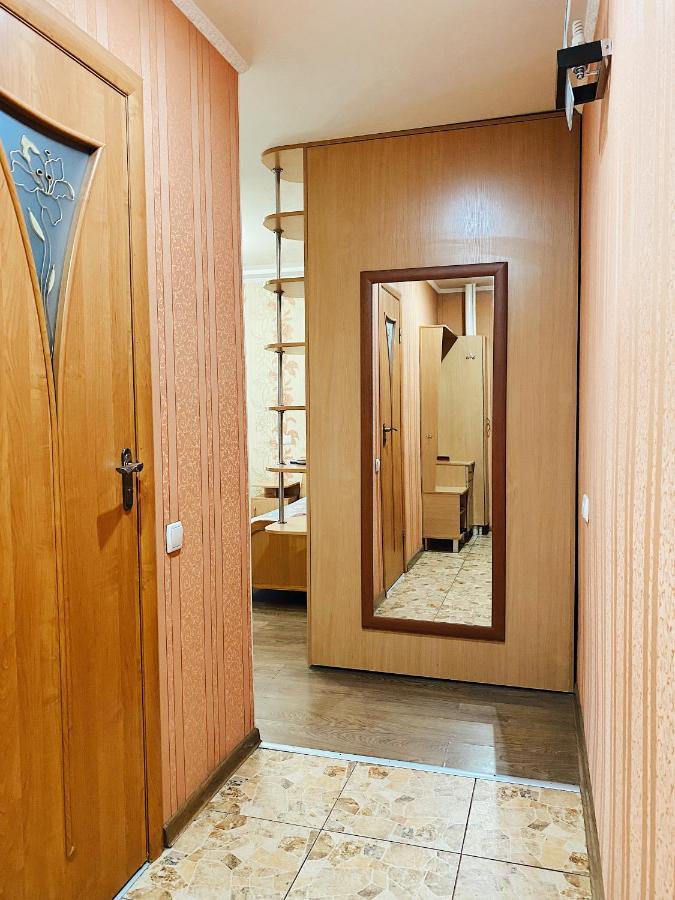 Apartment - Sobornyi Prospekt 97 Zaporizhia Ngoại thất bức ảnh