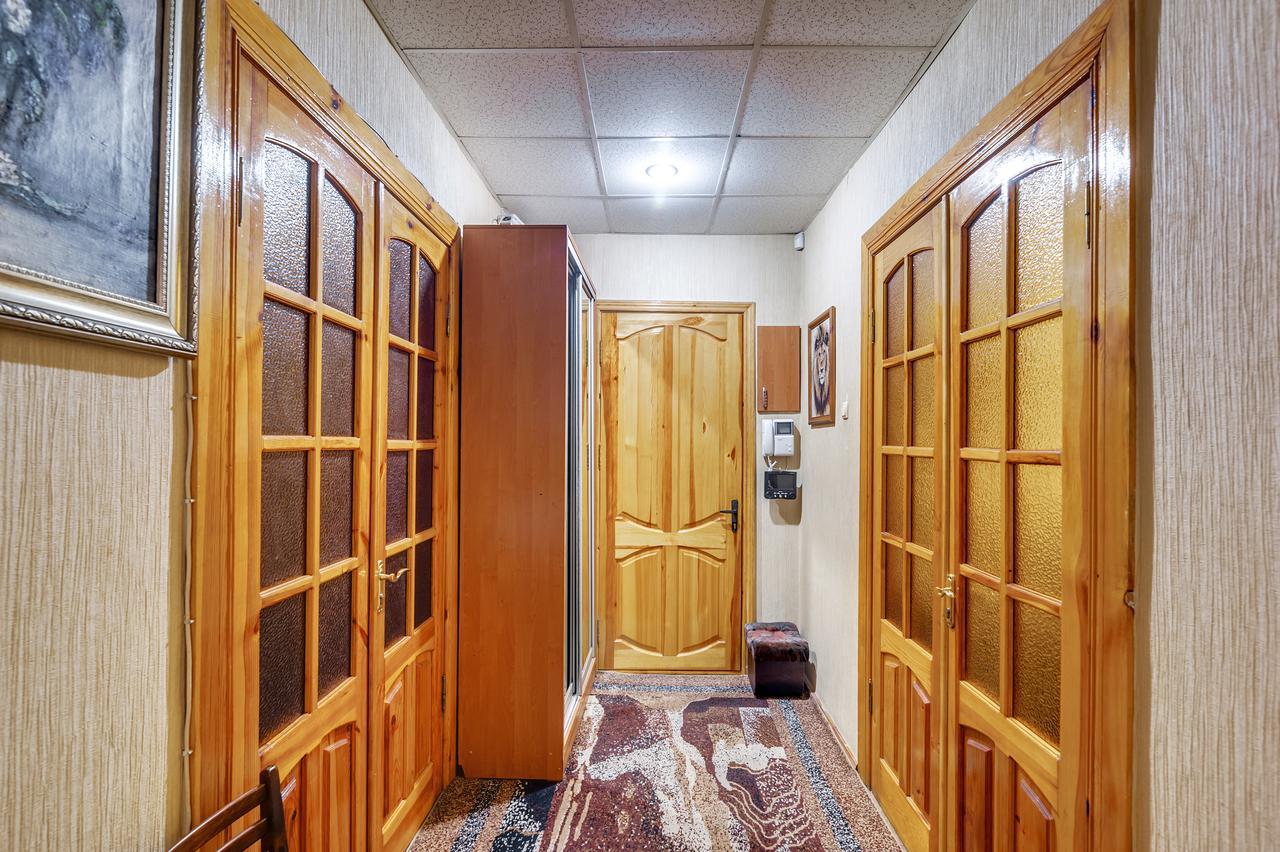Apartment - Sobornyi Prospekt 97 Zaporizhia Ngoại thất bức ảnh