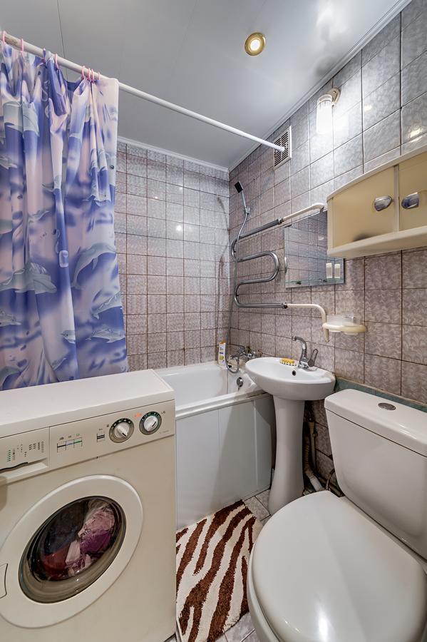 Apartment - Sobornyi Prospekt 97 Zaporizhia Ngoại thất bức ảnh
